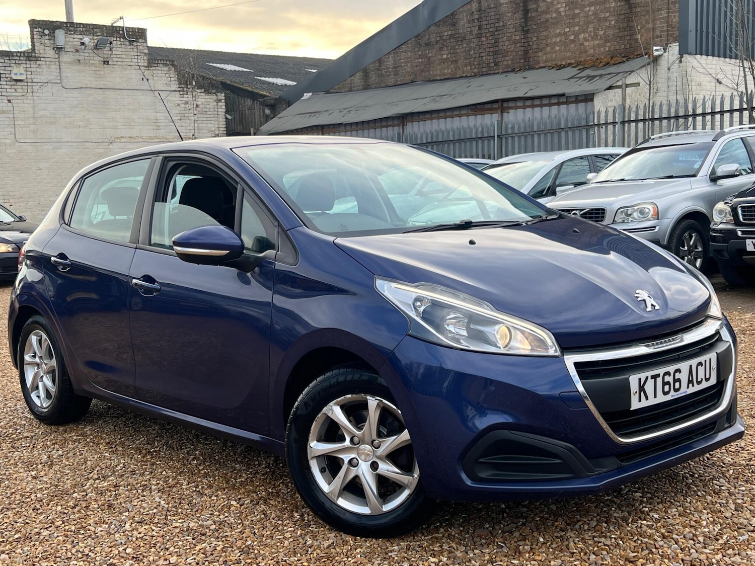 Used Peugeot 208 2017 for sale - 77191166: Photo 4