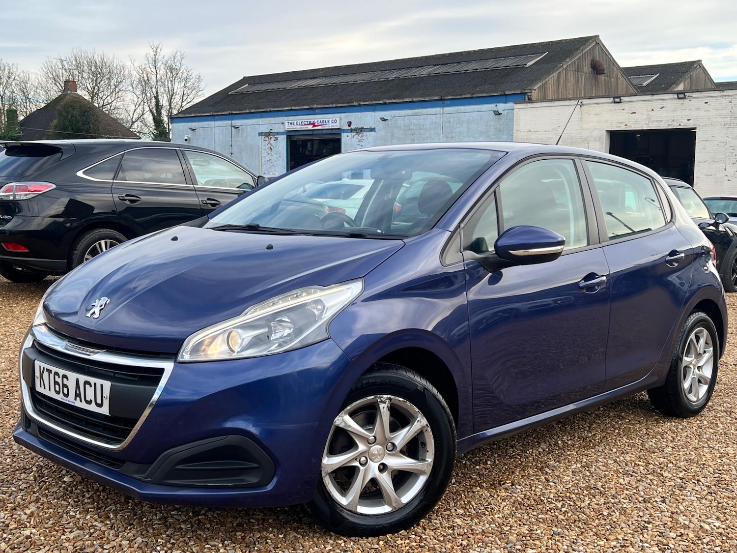 Used Peugeot 208 2017 for sale - 77191166: Photo 9