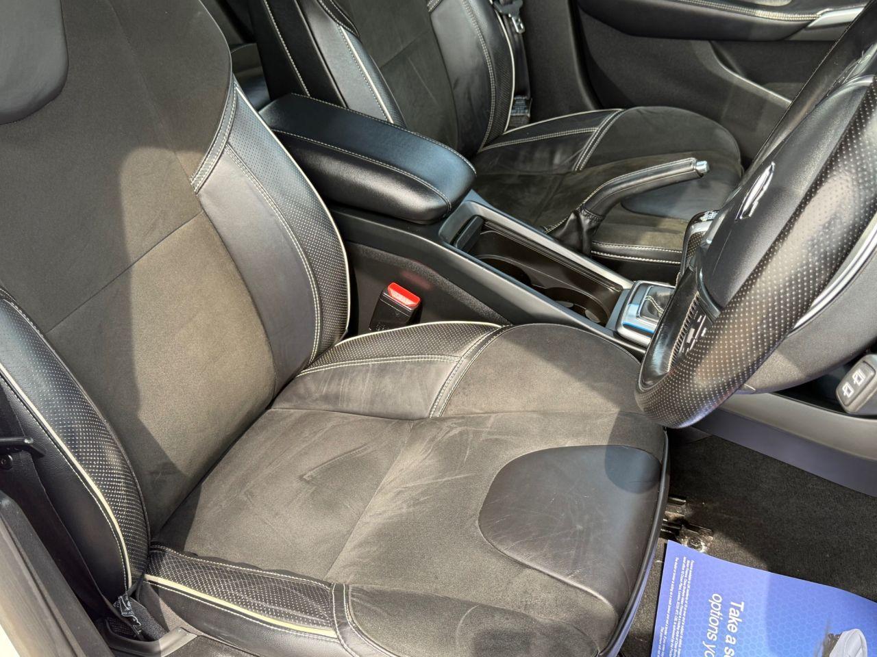Used Volvo V40 2015 for sale - 76099377: Photo 13