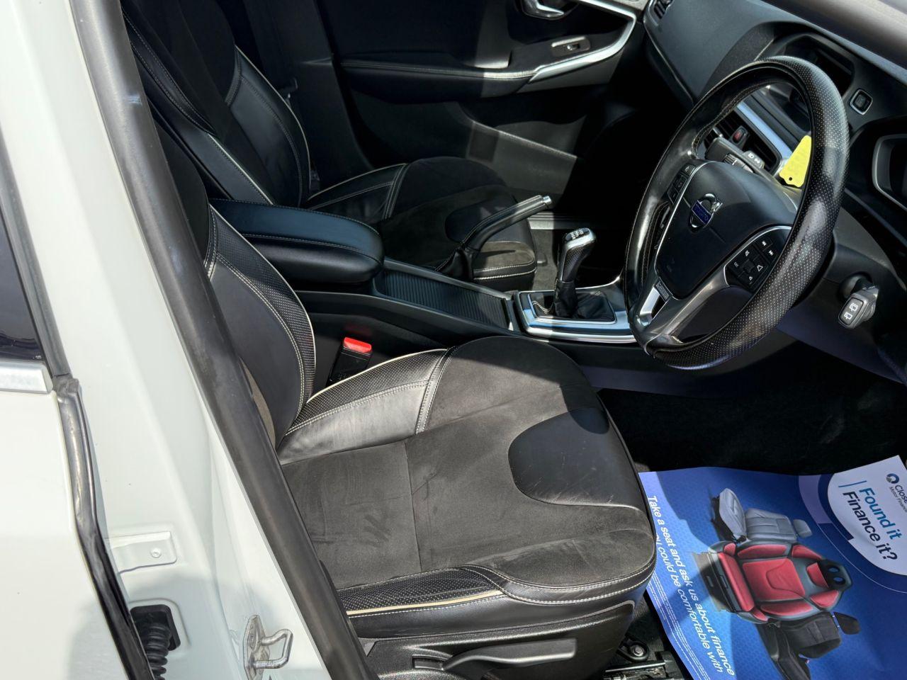 Used Volvo V40 2015 for sale - 76099377: Photo 14