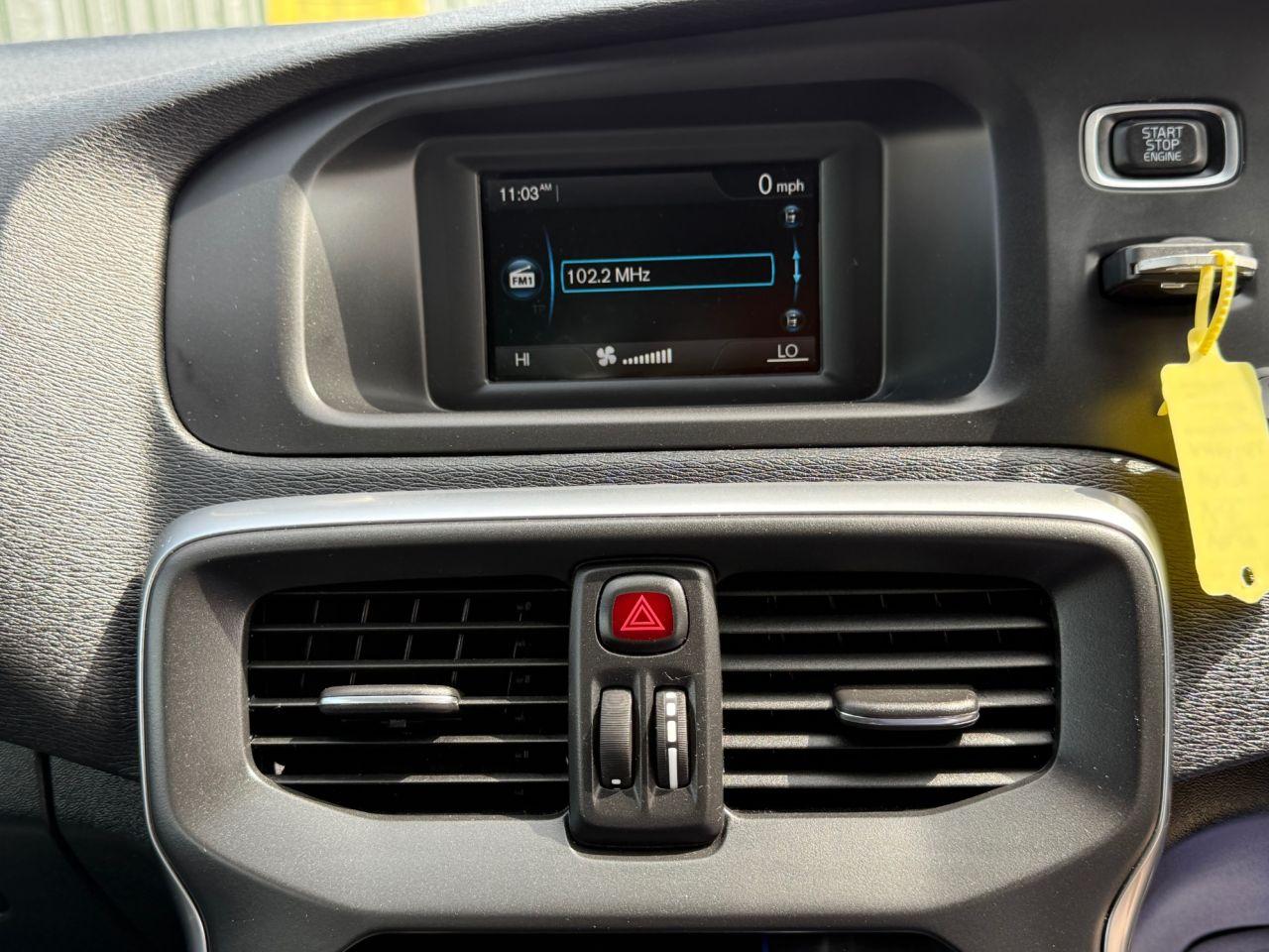 Used Volvo V40 2015 for sale - 76099377: Photo 17
