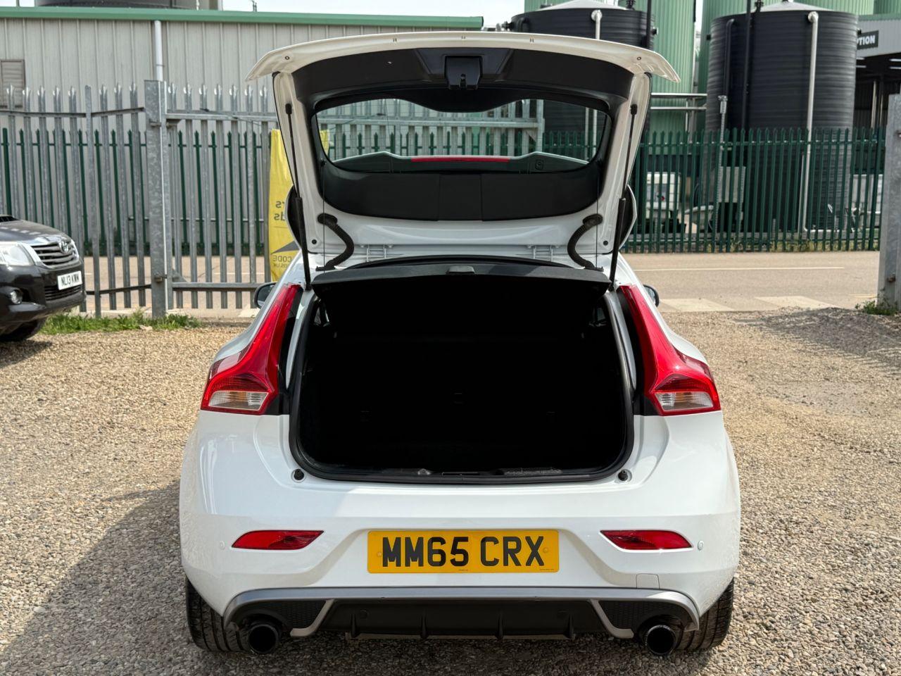 Used Volvo V40 2015 for sale - 76099377: Photo 26