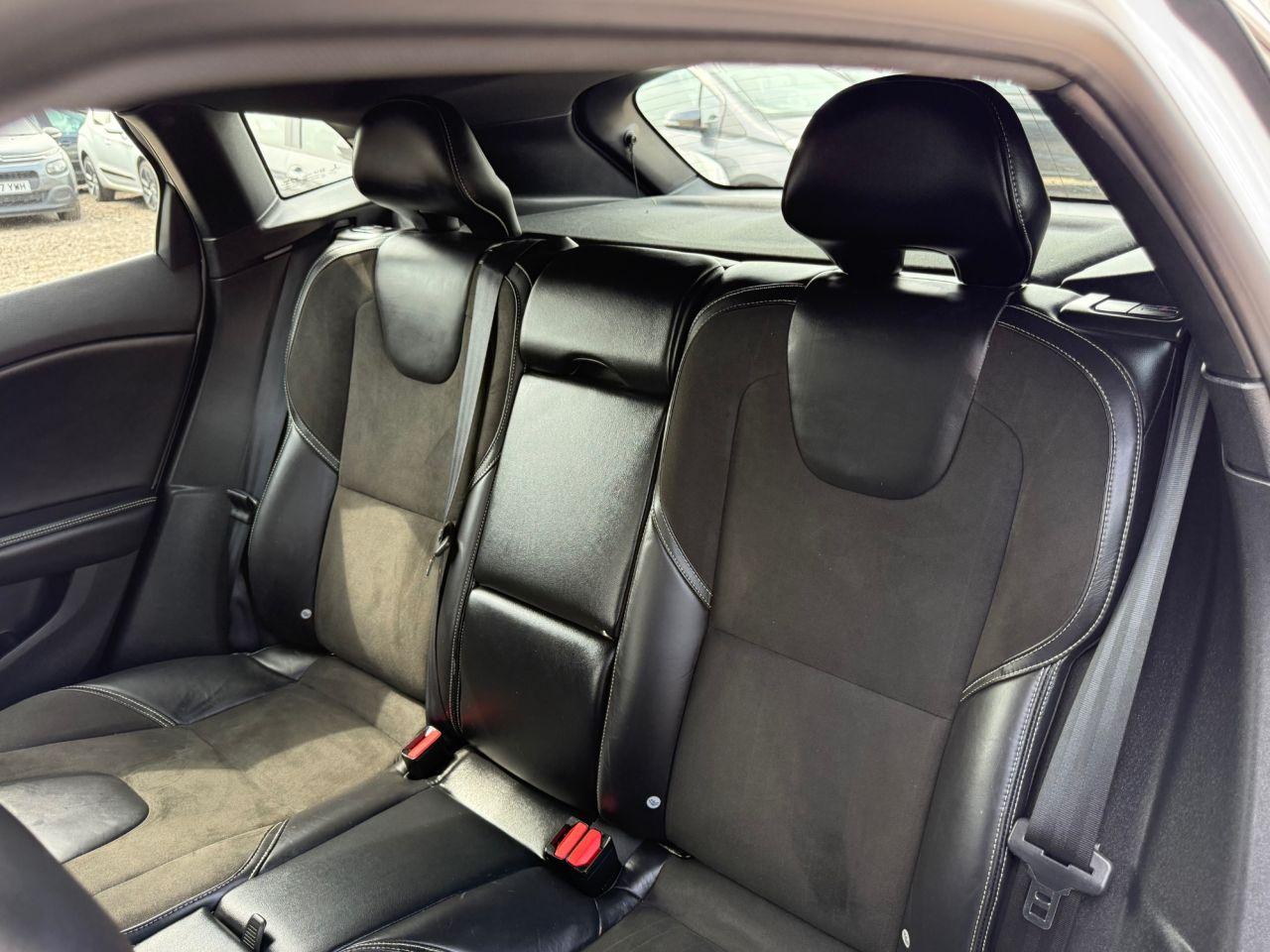 Used Volvo V40 2015 for sale - 76099377: Photo 34