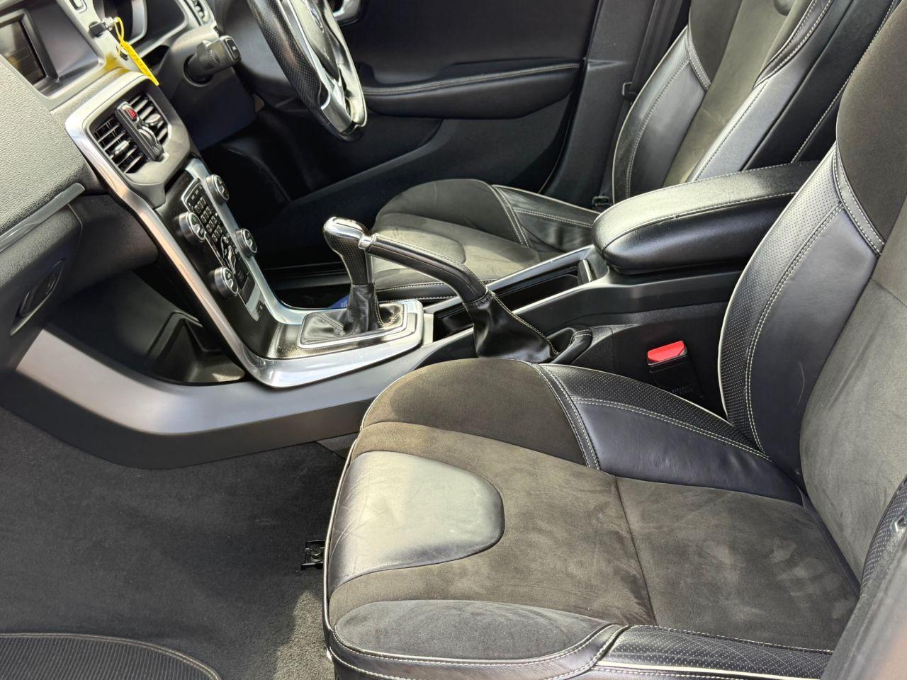 Used Volvo V40 2015 for sale - 76099377: Photo 39