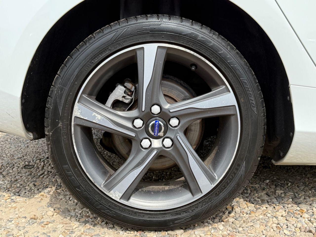 Used Volvo V40 2015 for sale - 76099377: Photo 43