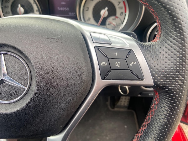 Used Mercedes-Benz SLK 2012 for sale - 75707559: Photo 34
