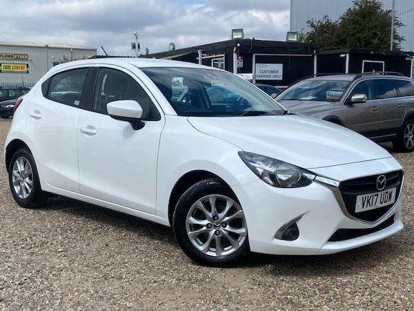 Used Mazda Mazda2 2017 for sale - 75600074: Photo 2