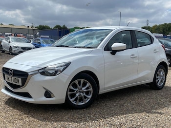 Used Mazda Mazda2 2017 for sale - 75600074: Photo