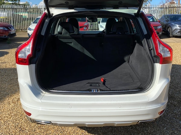 Used Volvo XC60 2016 for sale - 76085150: Photo 21