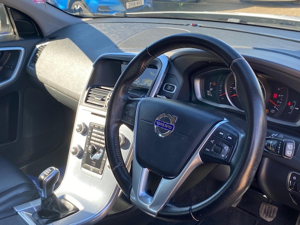Used Volvo XC60 2016 for sale - 76085150: Photo 29