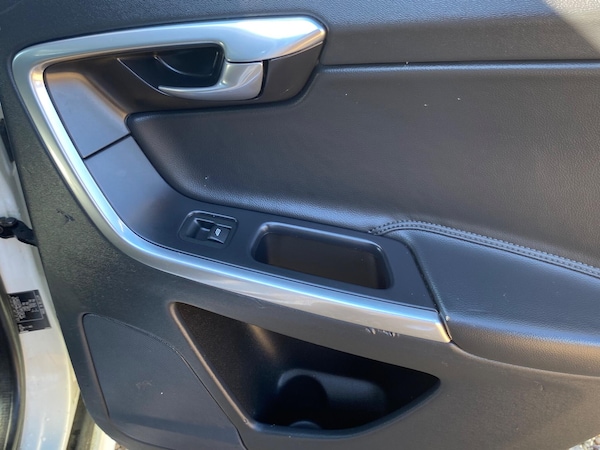 Used Volvo XC60 2016 for sale - 76085150: Photo 54