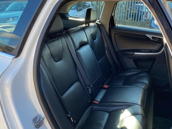 Used Volvo XC60 2016 for sale - 76085150: Photo 55