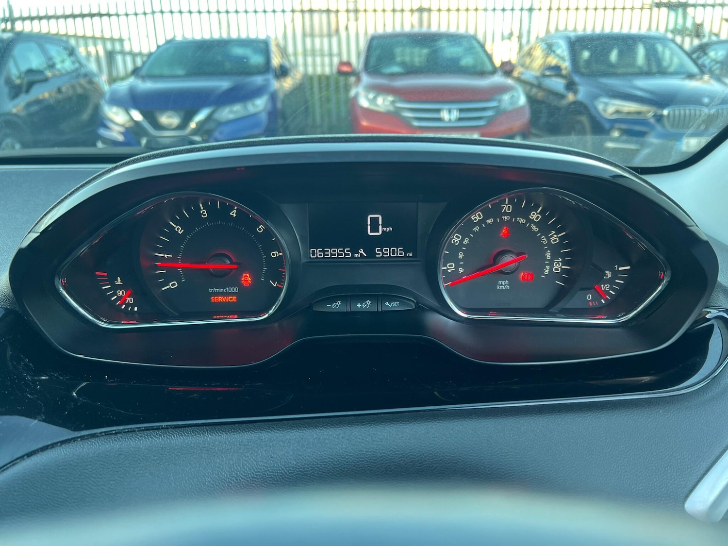 Used Peugeot 208 2015 for sale - 77030000: Photo 25