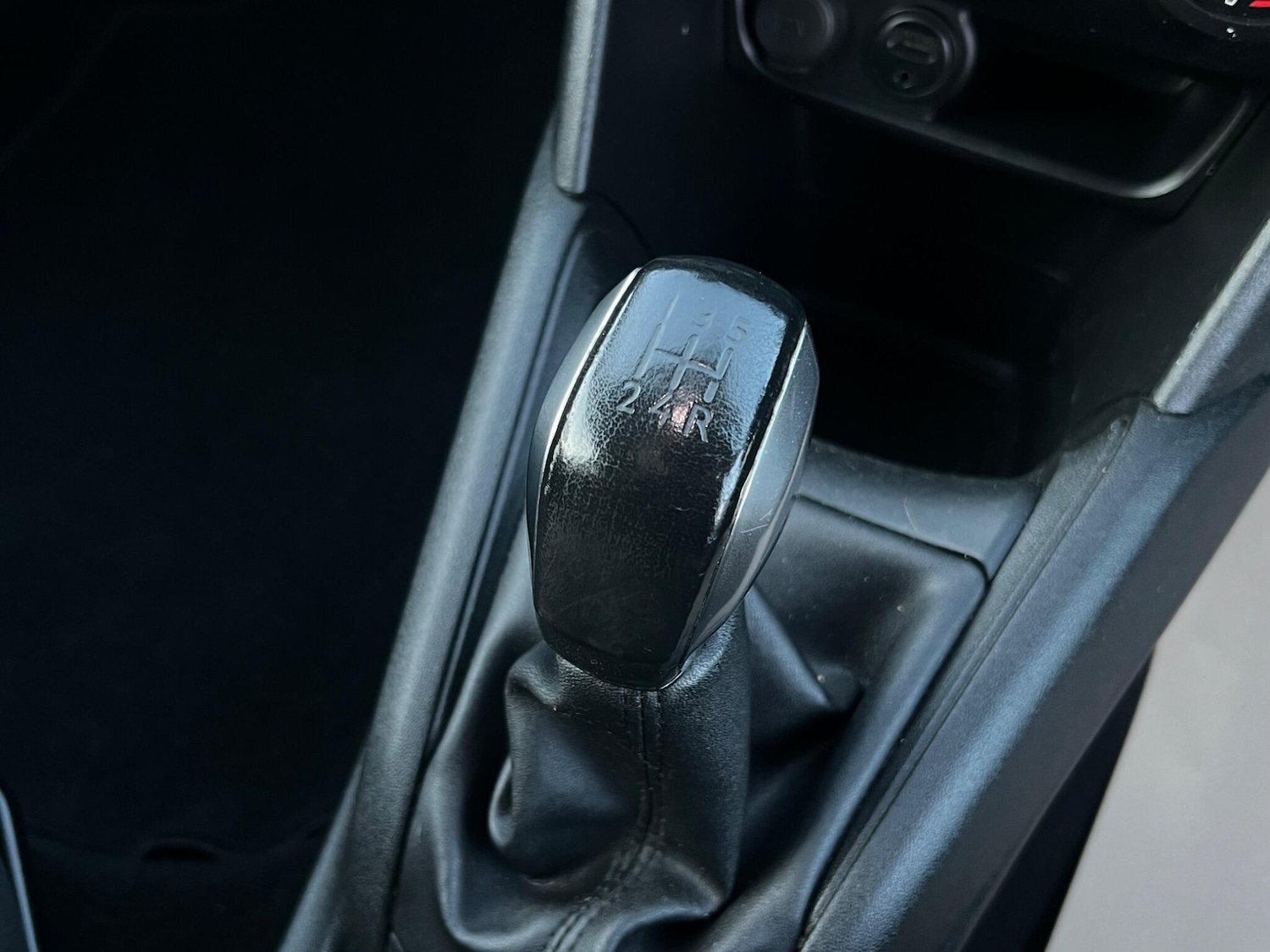 Used Peugeot 208 2015 for sale - 77030000: Photo 39