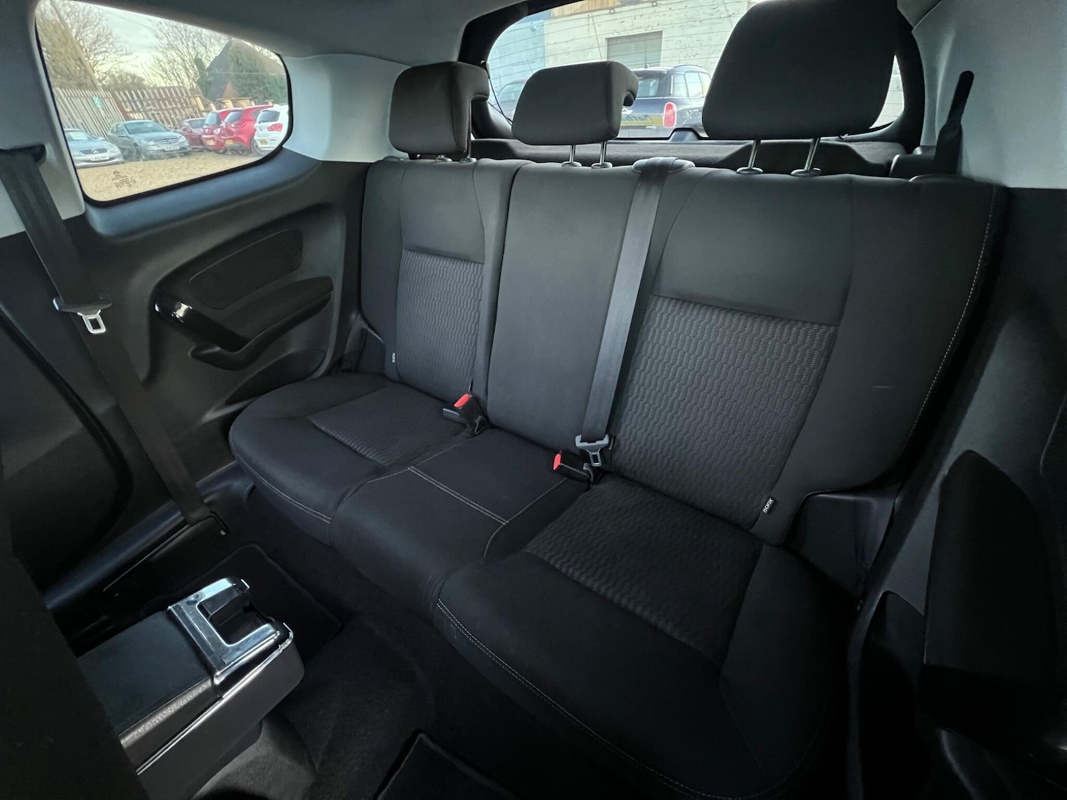 Used Peugeot 208 2015 for sale - 77030000: Photo 46