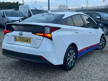 Used Toyota Prius 2019 for sale - 74209308: Photo