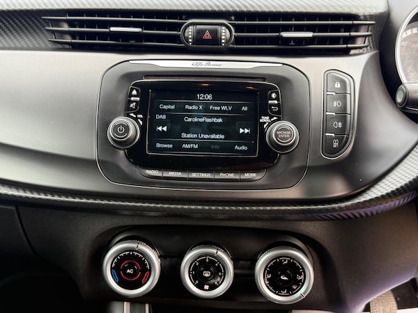 Used Alfa Romeo Giulietta 2015 for sale - 76201164: Photo 26