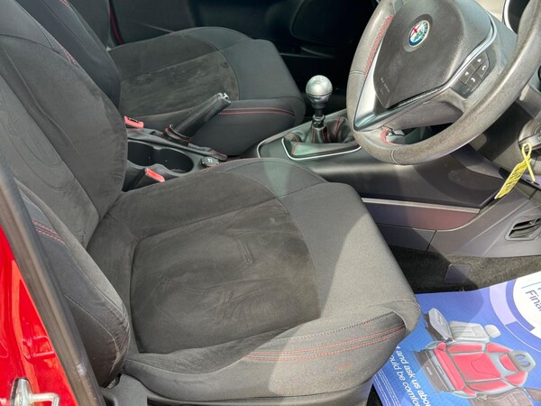 Used Alfa Romeo Giulietta 2015 for sale - 76201164: Photo 32