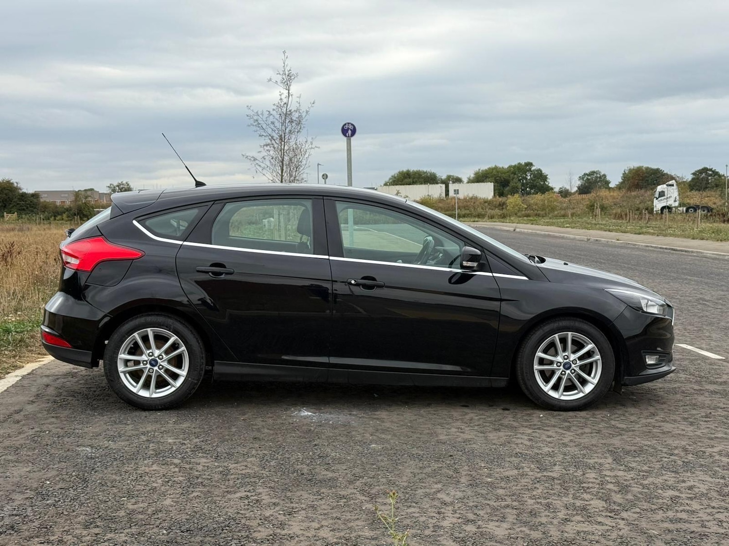 Used Ford Focus 2016 for sale - 77400606: Photo 5