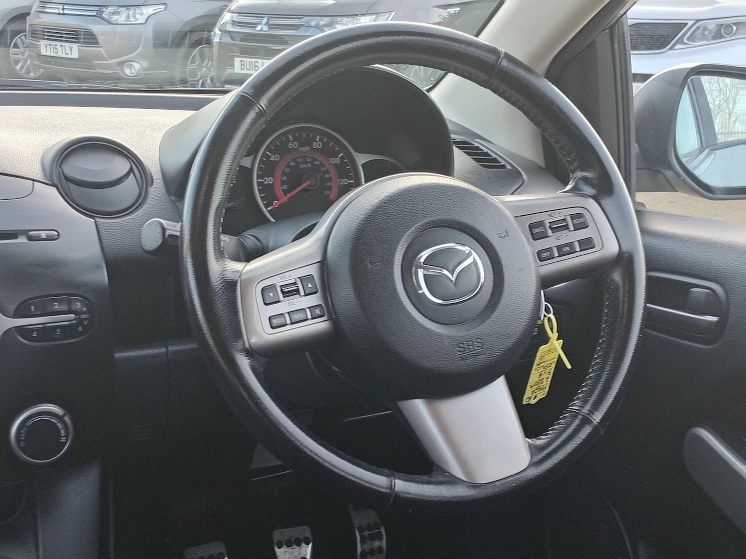 Used Mazda Mazda2 2009 for sale - 77657523: Photo 14