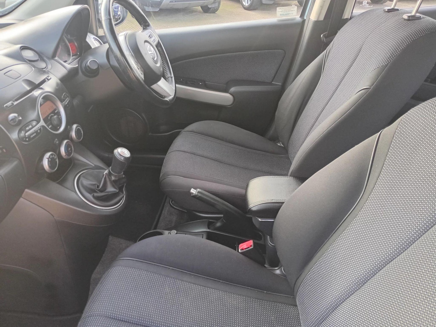 Used Mazda Mazda2 2009 for sale - 77657523: Photo 16