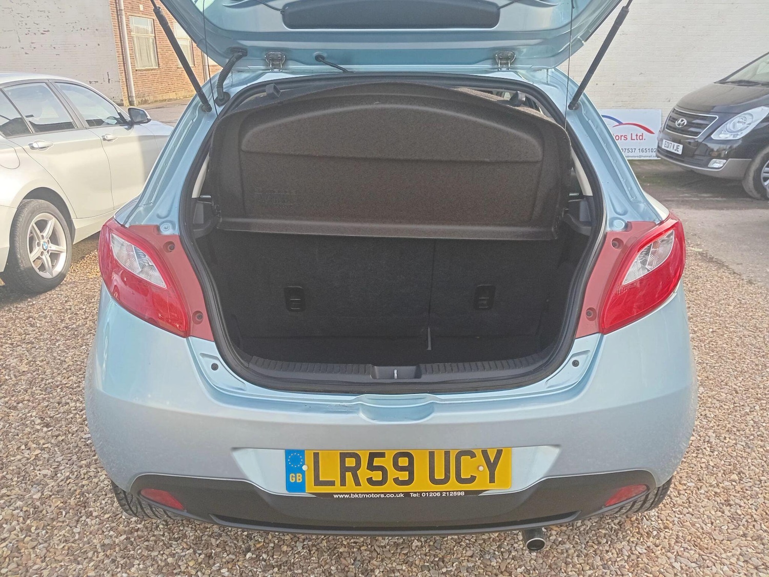 Used Mazda Mazda2 2009 for sale - 77657523: Photo 4