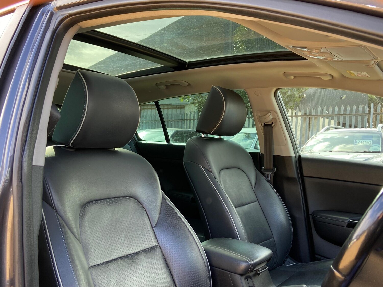 Used Kia Sportage 2017 for sale - 76159205: Photo 30