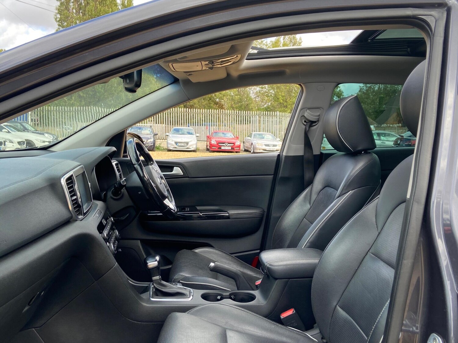 Used Kia Sportage 2017 for sale - 76159205: Photo 56