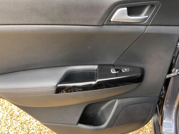 Used Kia Sportage 2017 for sale - 76159205: Photo 59