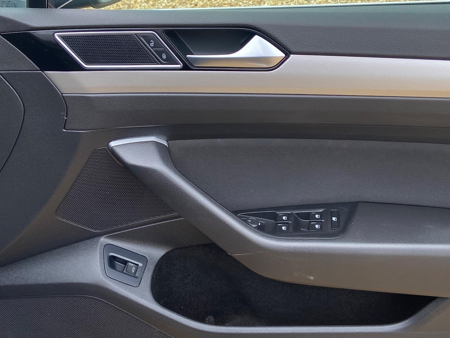 Used Volkswagen Passat 2017 for sale - 76200398: Photo 24