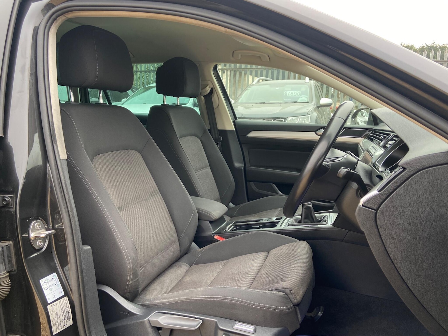 Used Volkswagen Passat 2017 for sale - 76200398: Photo 26