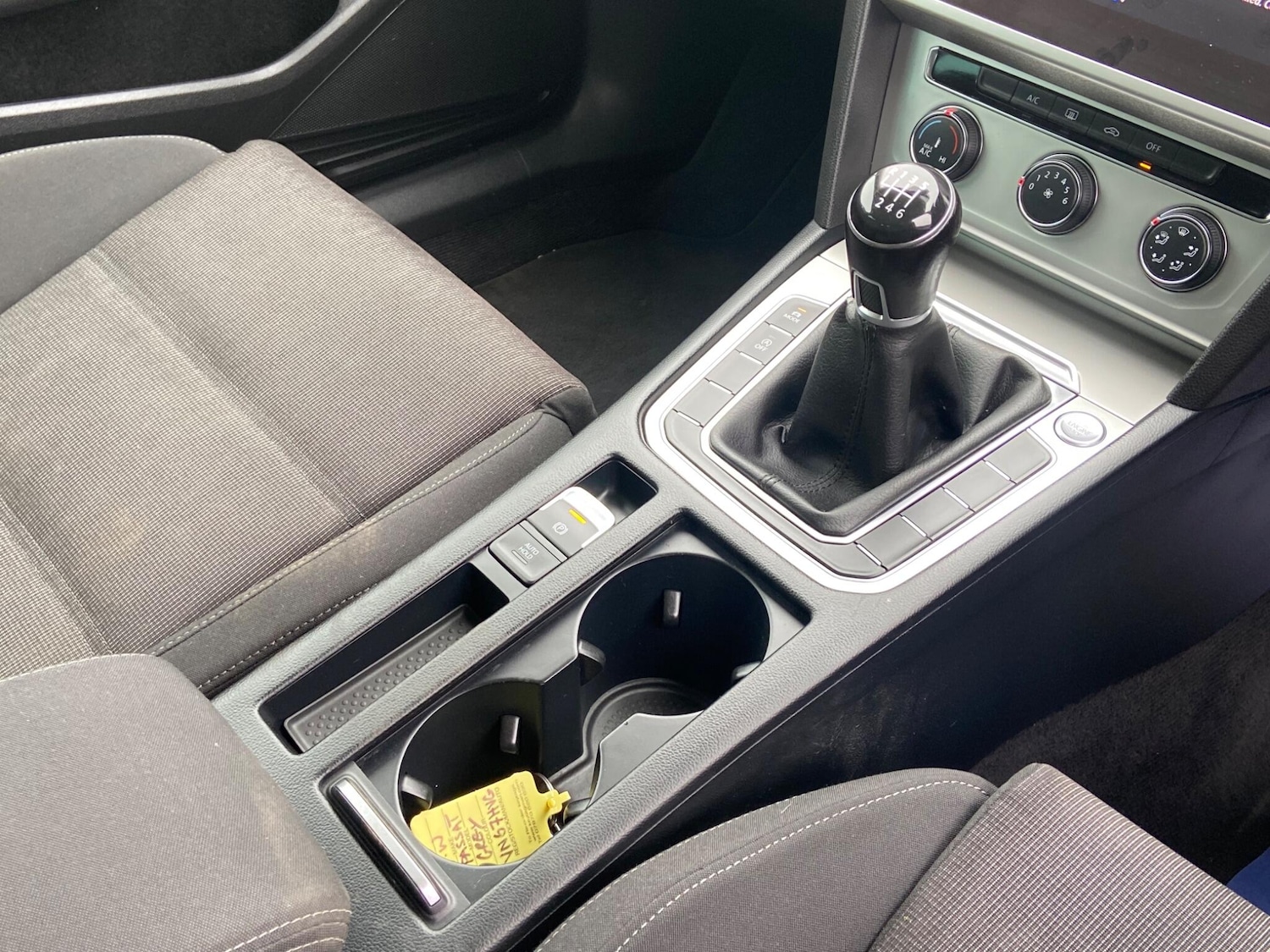 Used Volkswagen Passat 2017 for sale - 76200398: Photo 47