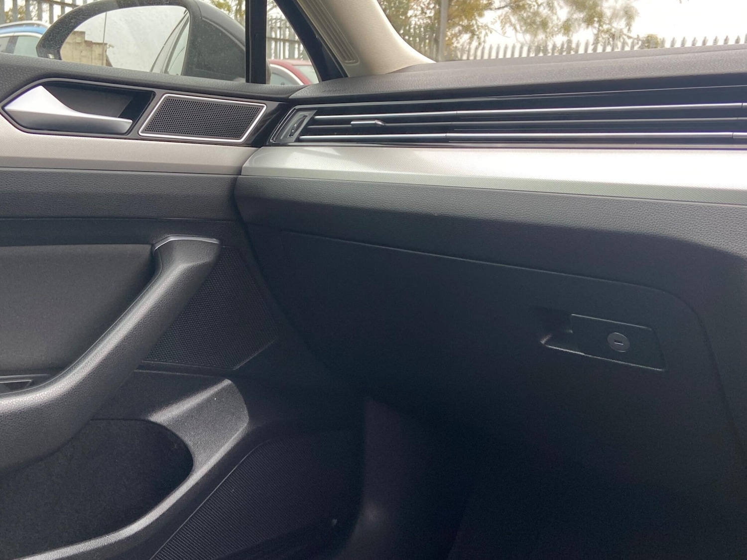 Used Volkswagen Passat 2017 for sale - 76200398: Photo 56