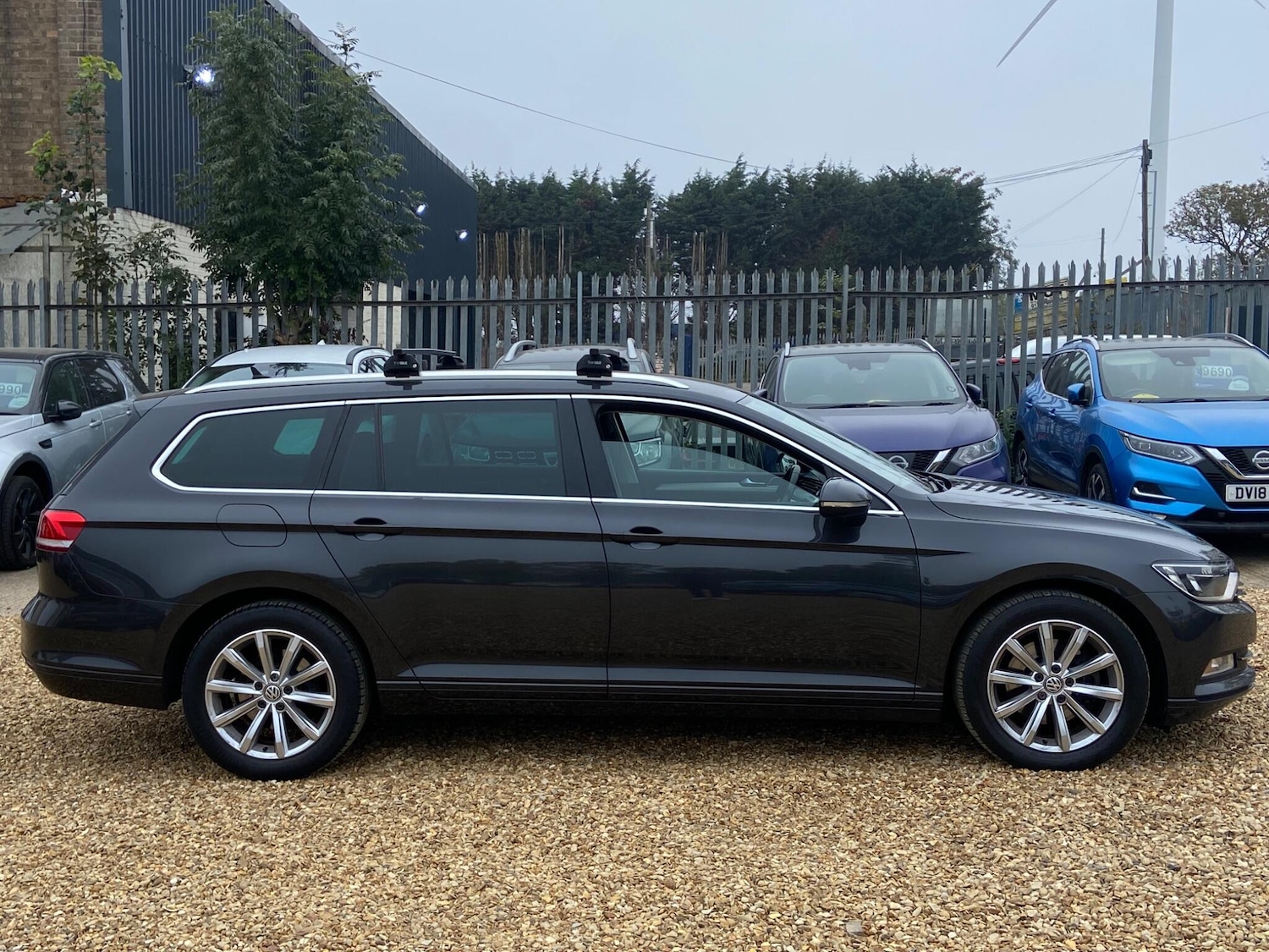 Used Volkswagen Passat 2017 for sale - 76200398: Photo 9