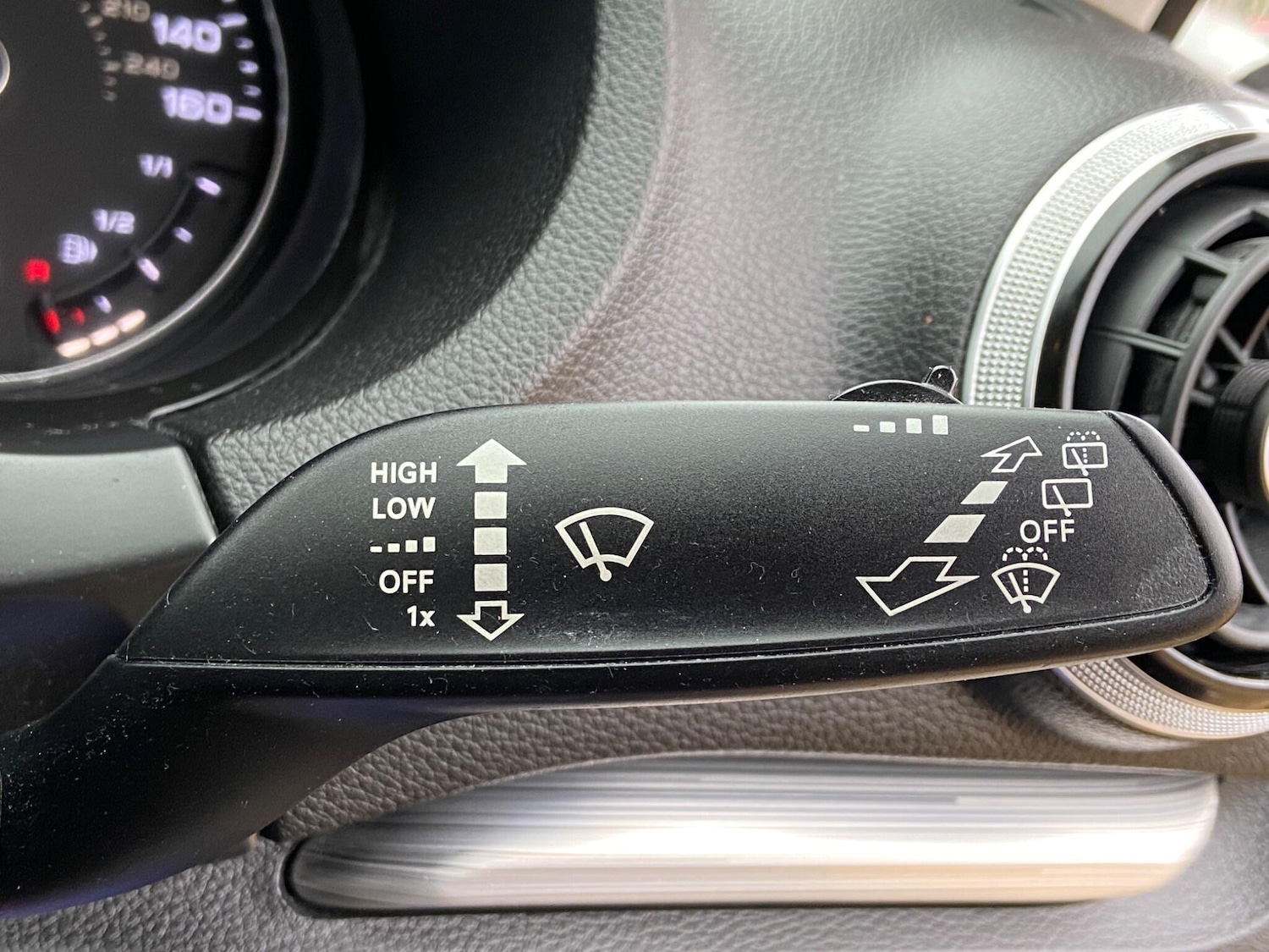 Used Audi A3 2015 for sale - 76121627: Photo 32