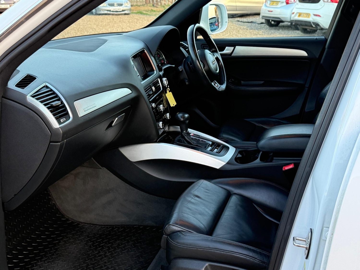 Used Audi Q5 2014 for sale - 76887376: Photo 44