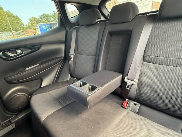 Used Nissan Qashqai 2016 for sale - 75600750: Photo 35