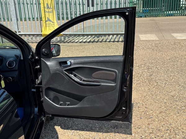 Used Ford Ka+ 2017 for sale - 75600619: Photo 27