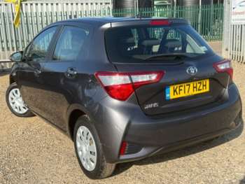 Used Toyota Yaris 2017 for sale - 74659463: Photo