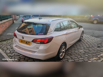 Used Vauxhall Astra 2017 for sale - 77938547: Photo