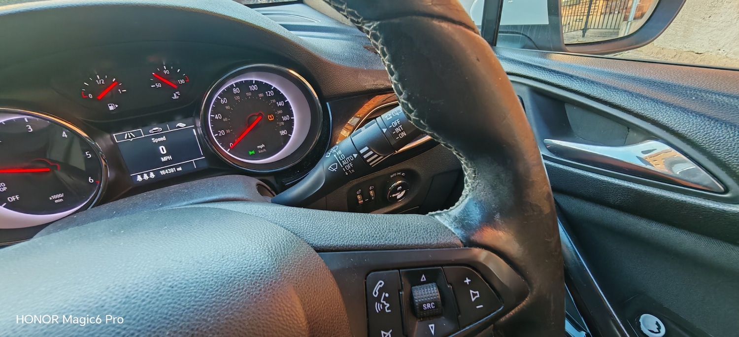 Used Vauxhall Astra 2017 for sale - 77938547: Photo 6