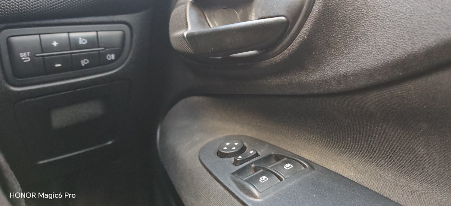 Used Fiat Punto 2015 for sale - 77736157: Photo 8