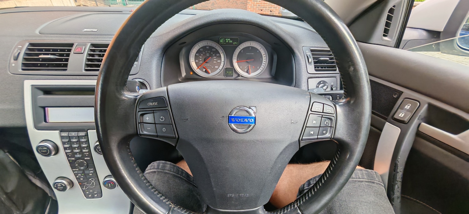 Used Volvo C70 2011 for sale - 78217990: Photo 11