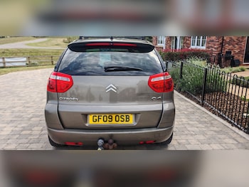 Used Citroen C4 Picasso 2009 for sale - 75685517: Photo