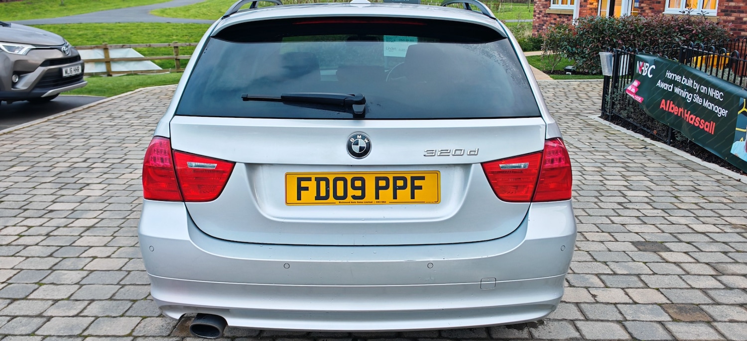 Used BMW 3 Series 2009 for sale - 77562595: Photo 15