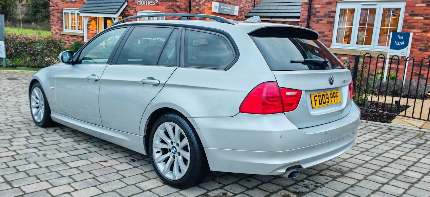 Used BMW 3 Series 2009 for sale - 77562595: Photo 2