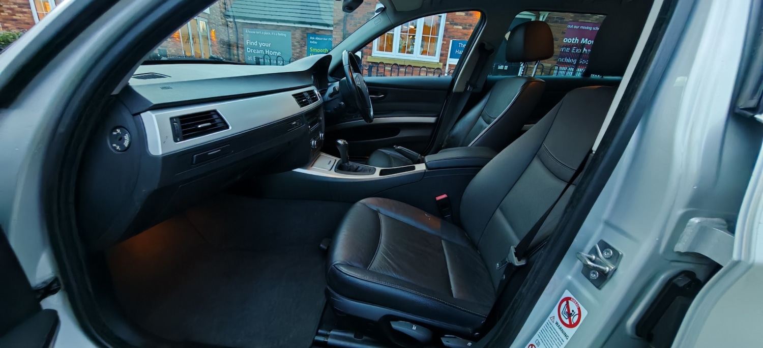 Used BMW 3 Series 2009 for sale - 77562595: Photo 3