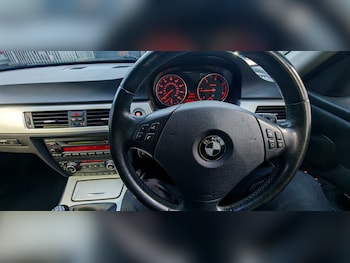 Used BMW 3 Series 2009 for sale - 77562595: Photo