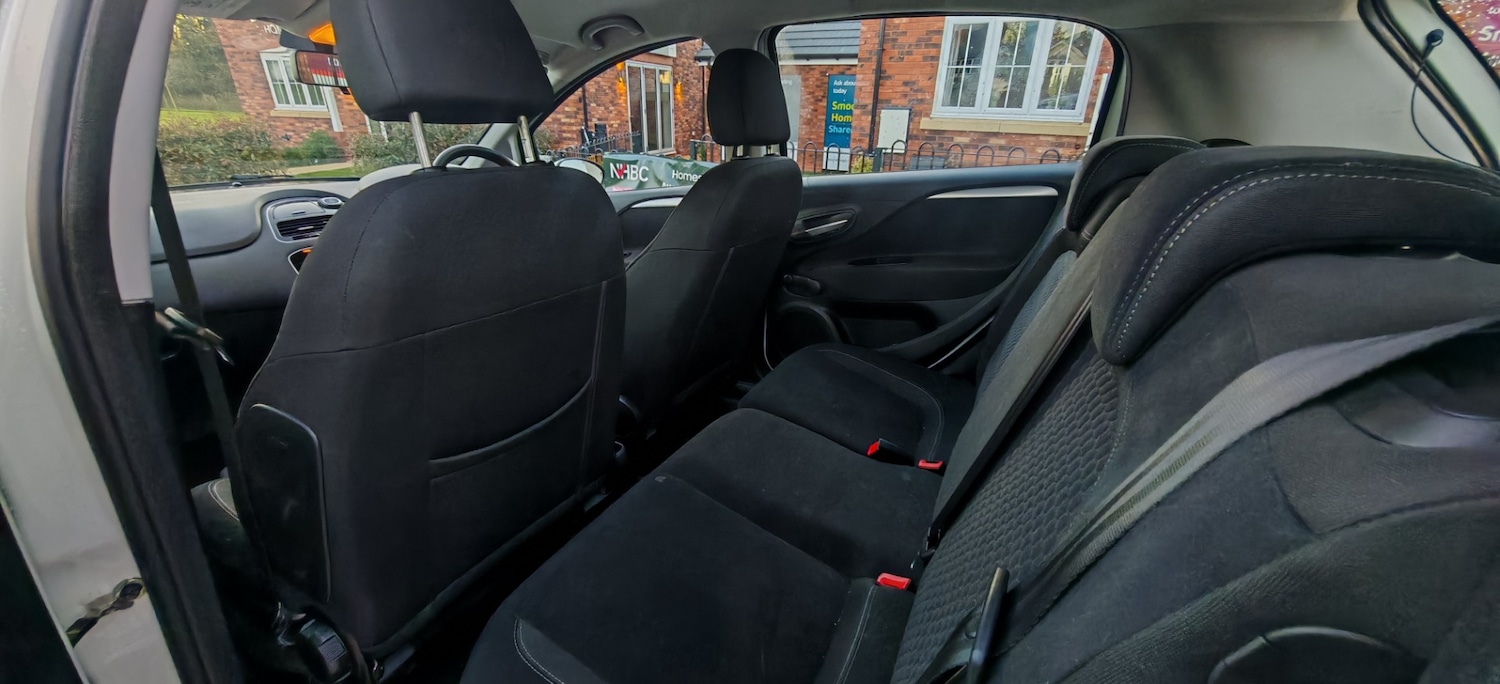 Used Fiat Punto 2017 for sale - 76878000: Photo 4