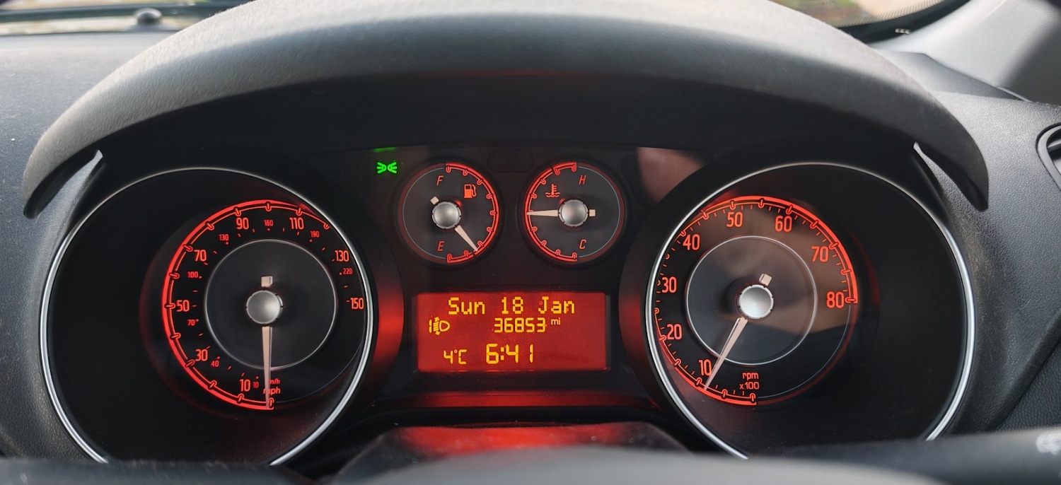 Used Fiat Punto 2017 for sale - 76878000: Photo 5